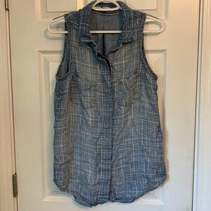 Kenneth Cole Jean look sleeveless blouse